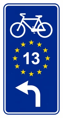 858. дорожный знак «Маршрут EuroVelo»